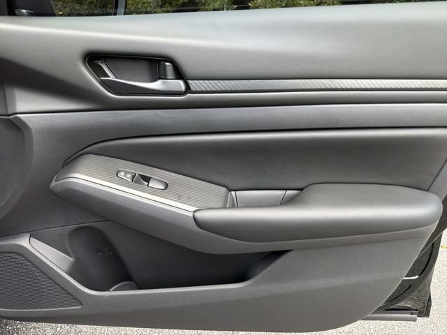 Certified 2025 Nissan Altima 2.5 S FWD image 16