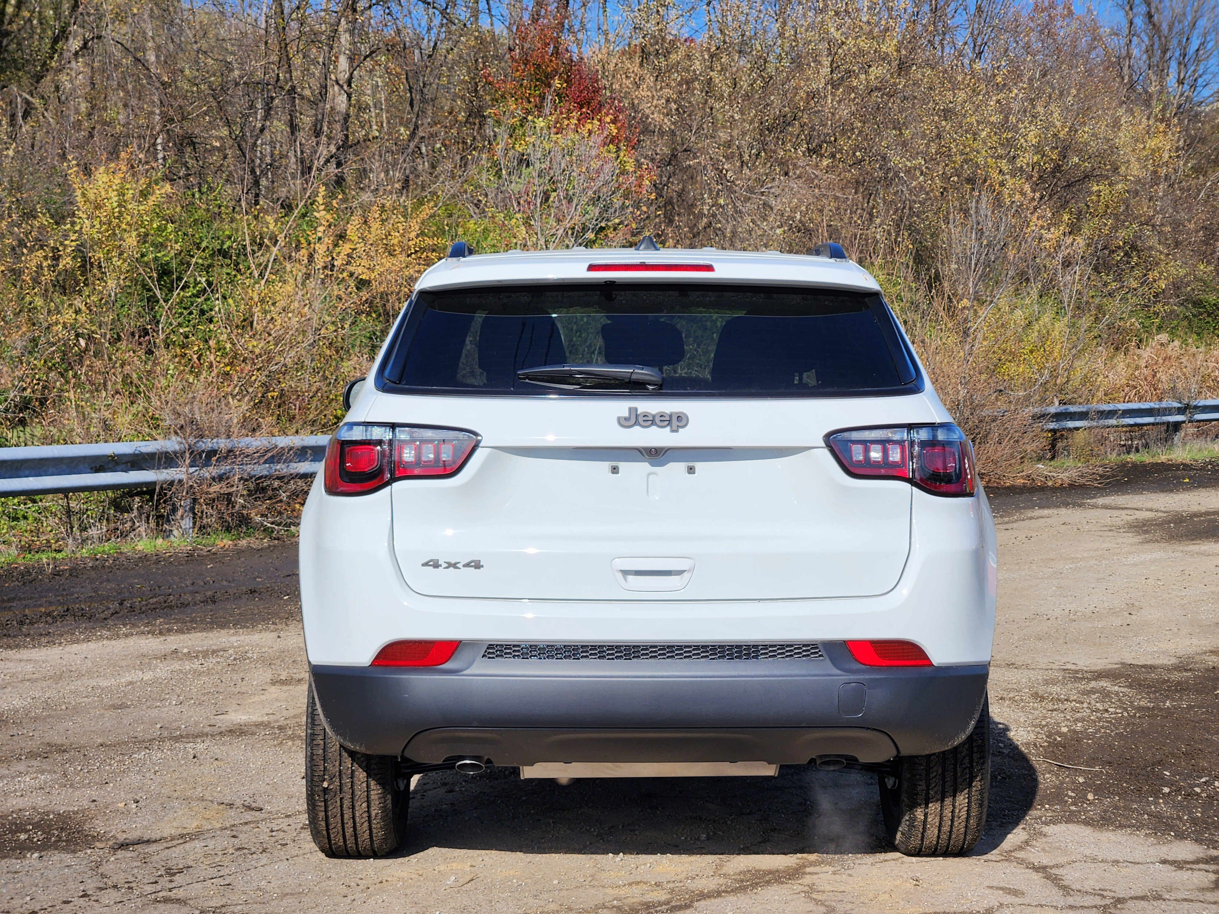 New 2026 Jeep Compass Latitude AWD/4WD image 15