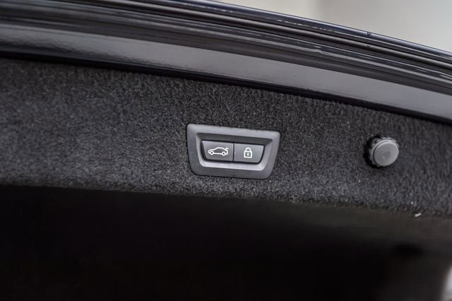 Used 2019 BMW 740i w/ Executive Package image 12