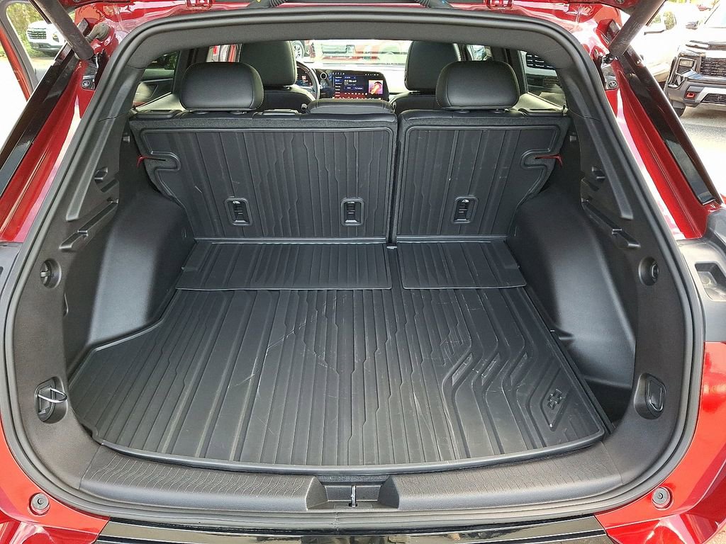 Used 2025 Chevrolet Equinox EV RS w/ Active Safety Package 3 image 28