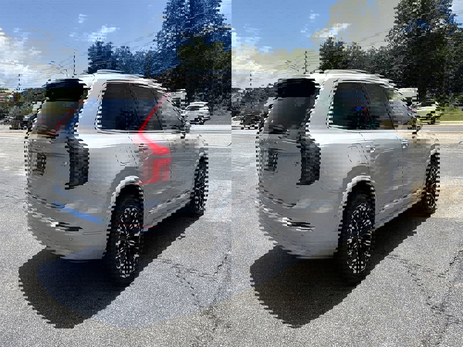 New 2025 Volvo XC90 T8 Plus w/ Protection Package Premier image 5