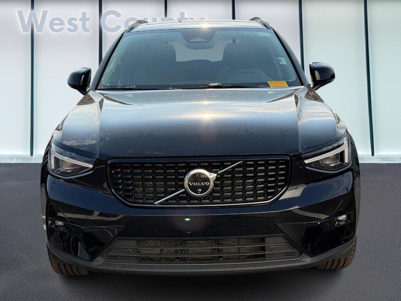 Used 2026 Volvo XC40 B5 Plus AWD/4WD image 10