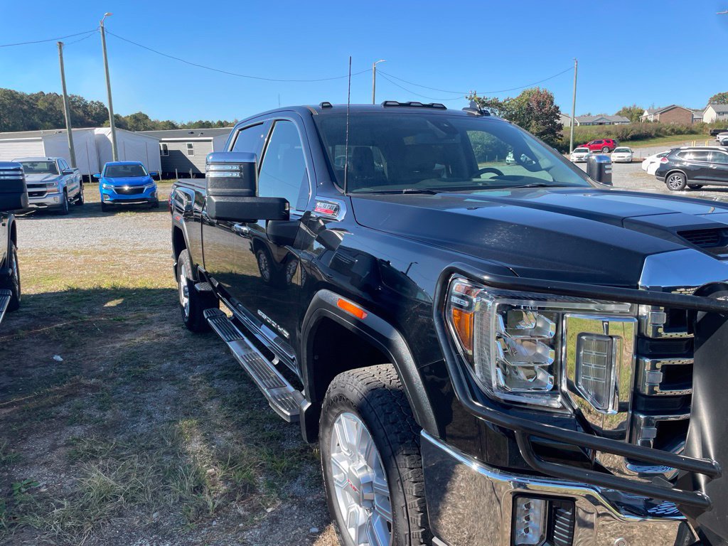 Used 2021 GMC Sierra 3500 SLT w/ SLT Premium Package AWD/4WD image 3