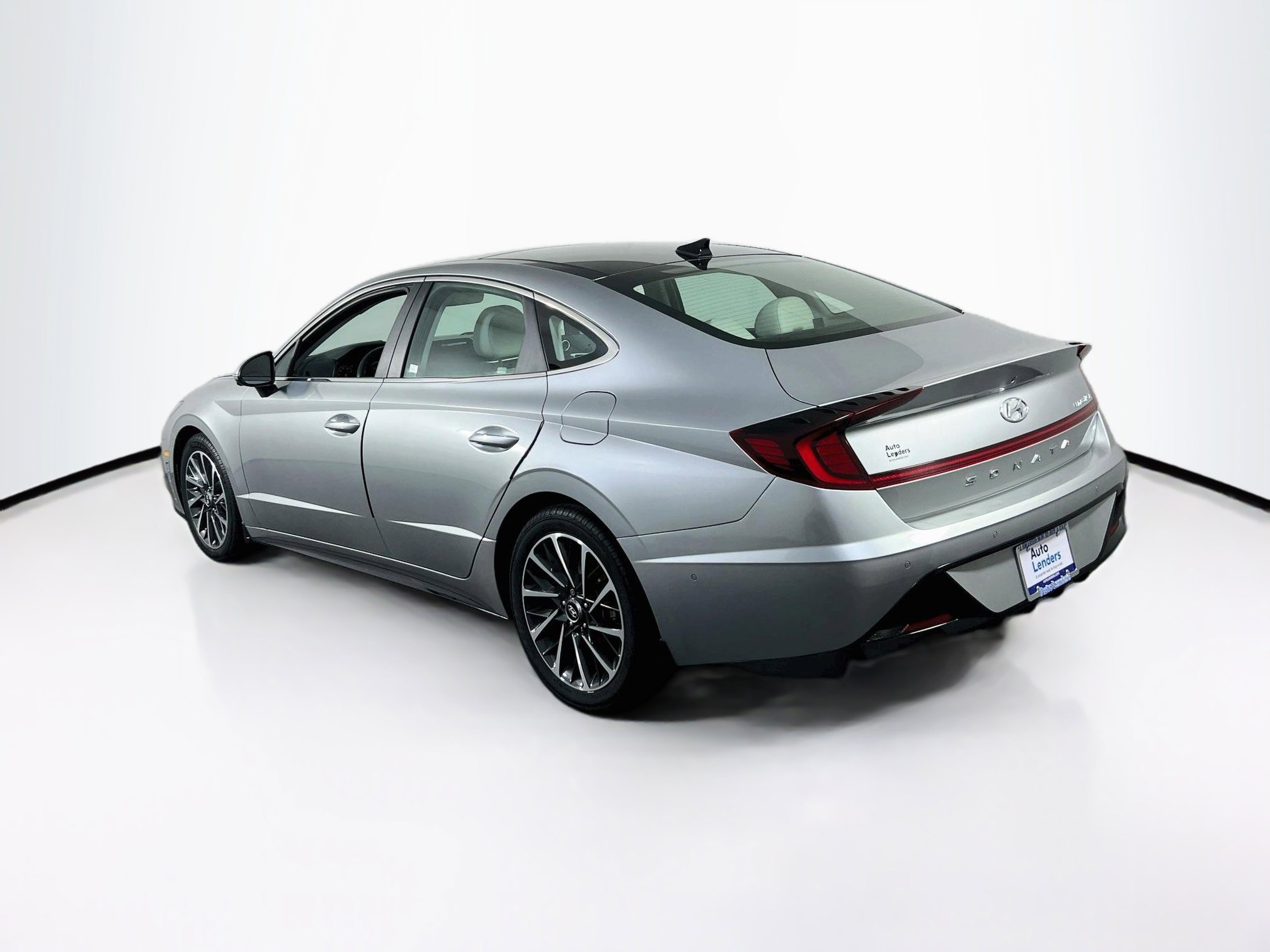 Used 2020 Hyundai Sonata Limited w/ Cargo Package FWD image 7