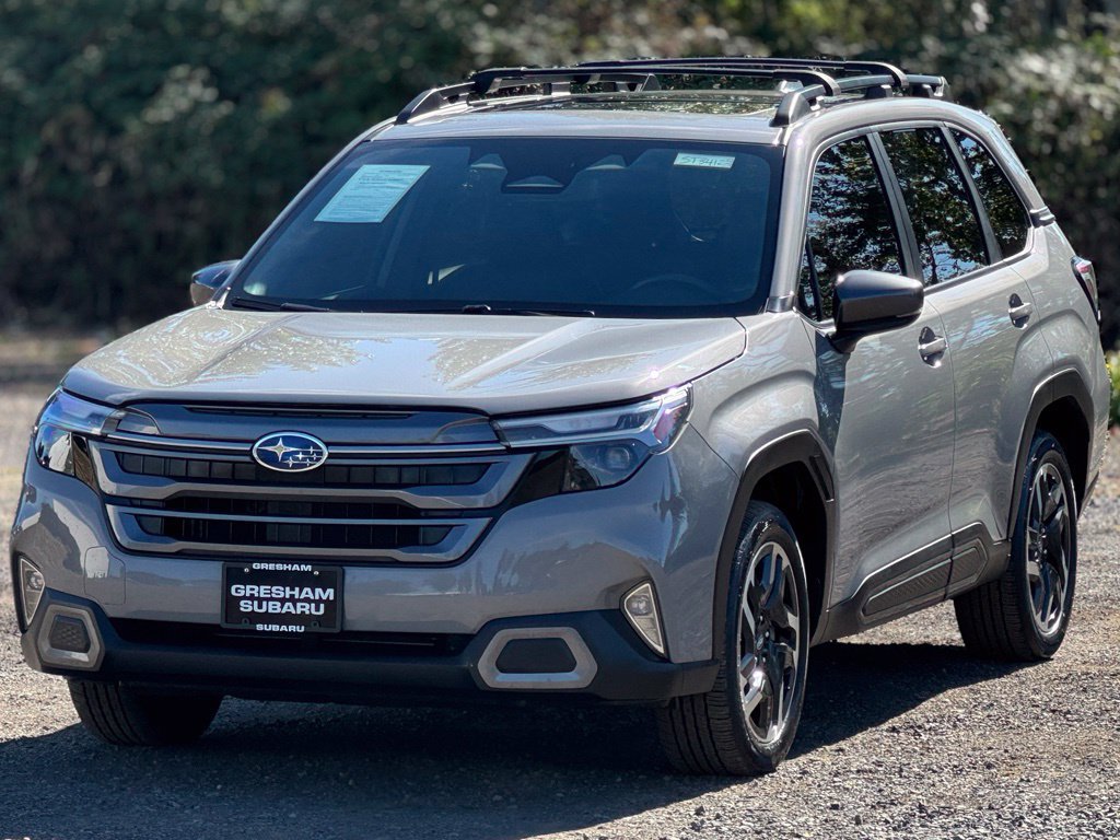 Used 2025 Subaru Forester Limited AWD/4WD image 3