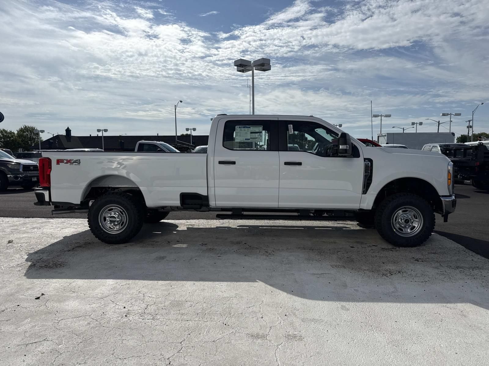 New 2026 Ford F250 XL w/ XL Off-Road Package AWD/4WD image 2
