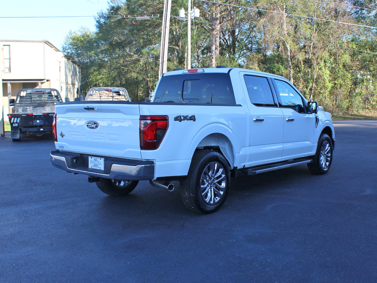Used 2024 Ford F150 XLT w/ Equipment Group 302A MID image 14