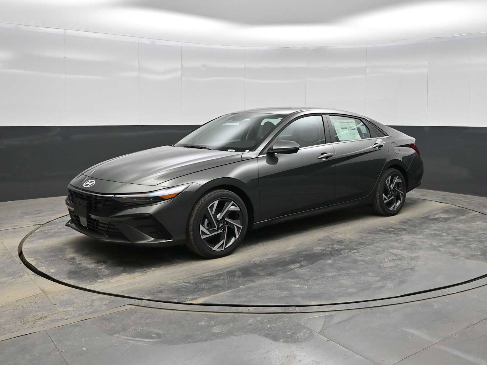 New 2026 Hyundai Elantra Limited image 1