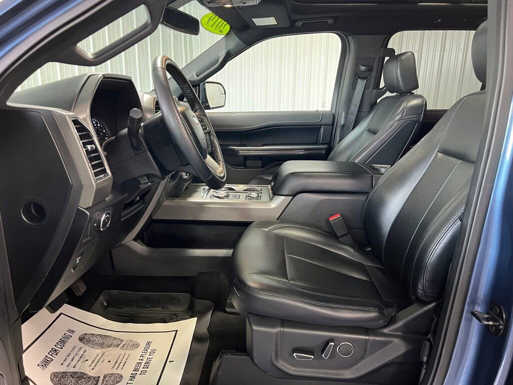 Used 2019 Ford Expedition XLT w/ Equipment Group 201A image 2