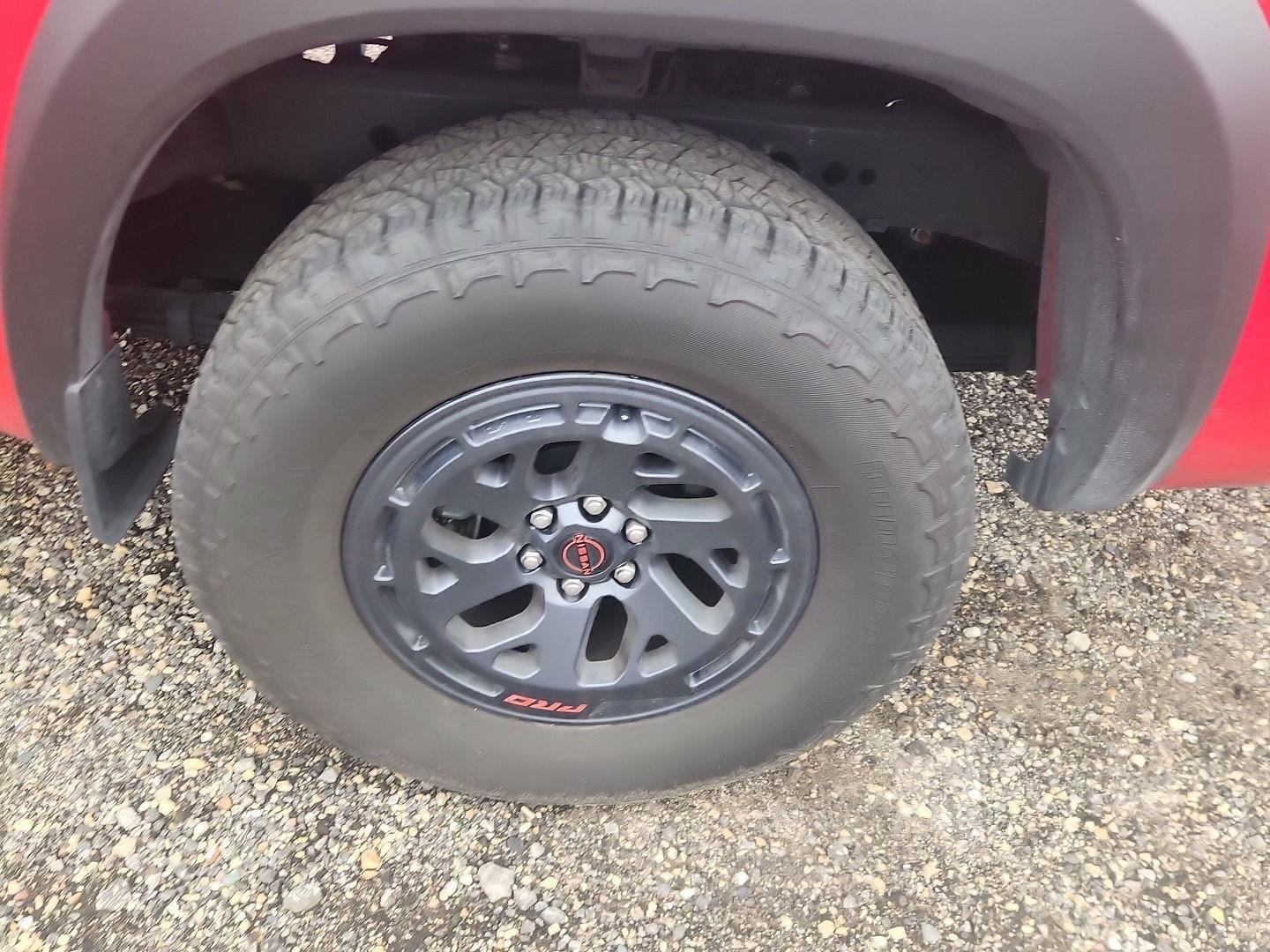 Used 2026 Nissan Frontier PRO-4X AWD/4WD image 6