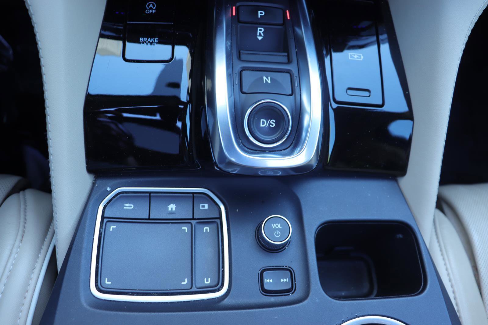 Used 2022 Acura MDX SH-AWD w/ Advance Package image 39