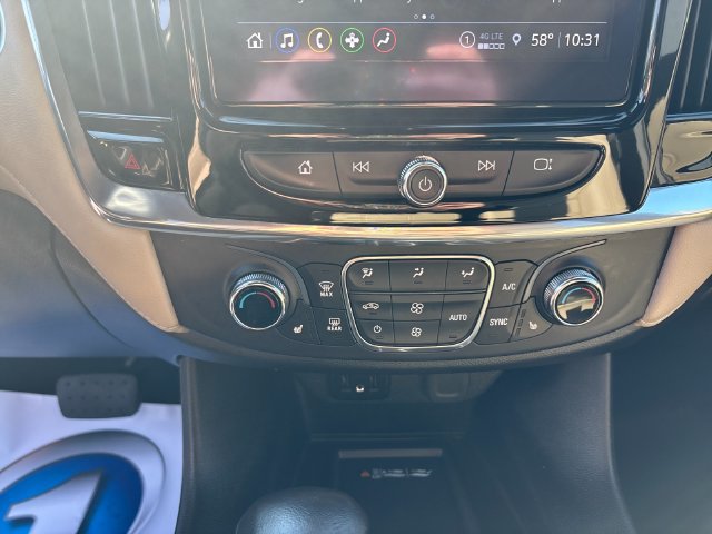 Used 2022 Chevrolet Traverse LT AWD/4WD image 24