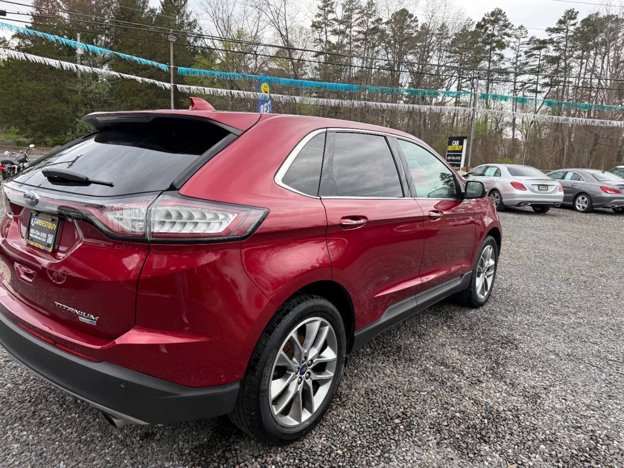 Used 2018 Ford Edge Titanium w/ Equipment Group 302A AWD/4WD image 14