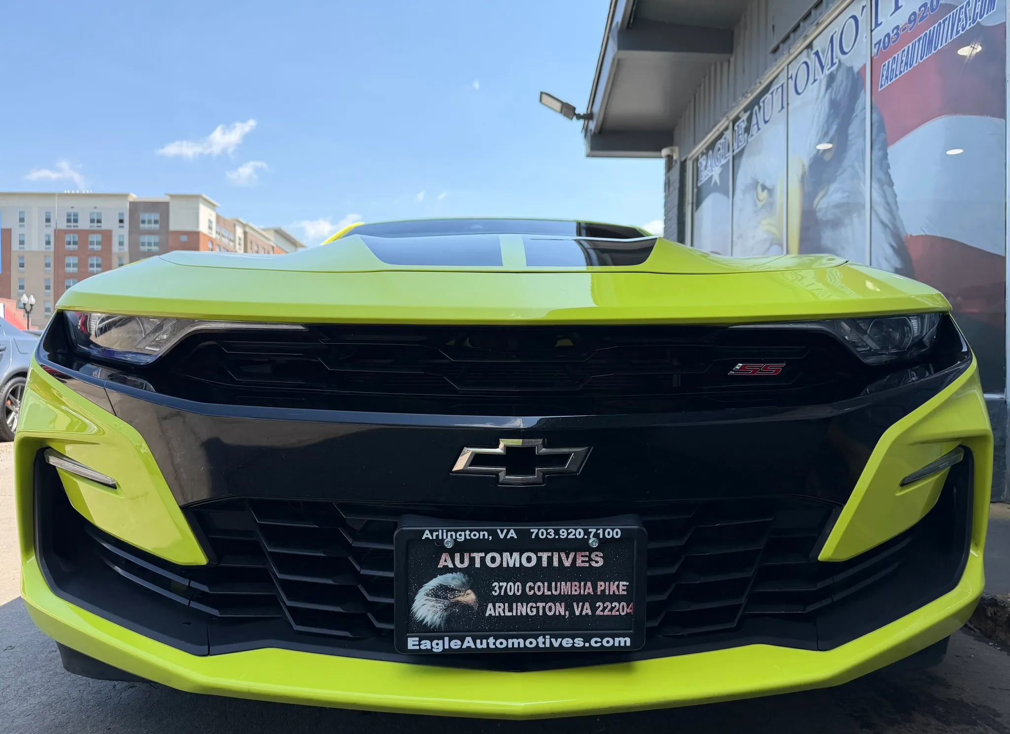 Used 2019 Chevrolet Camaro SS w/ Black Appearance Package RWD image 8