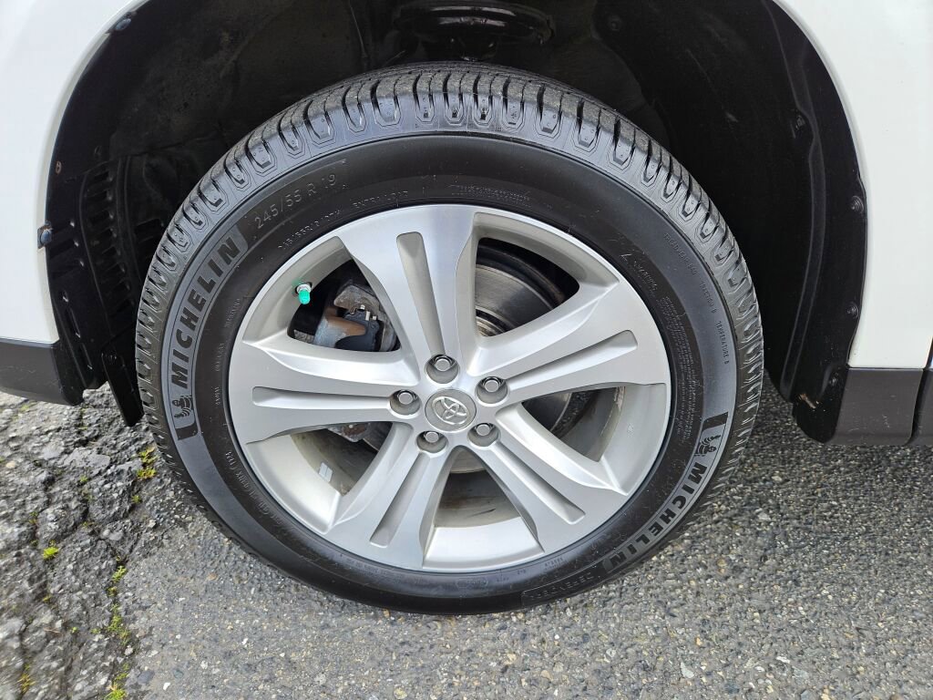 Used 2013 Toyota Highlander Limited image 8