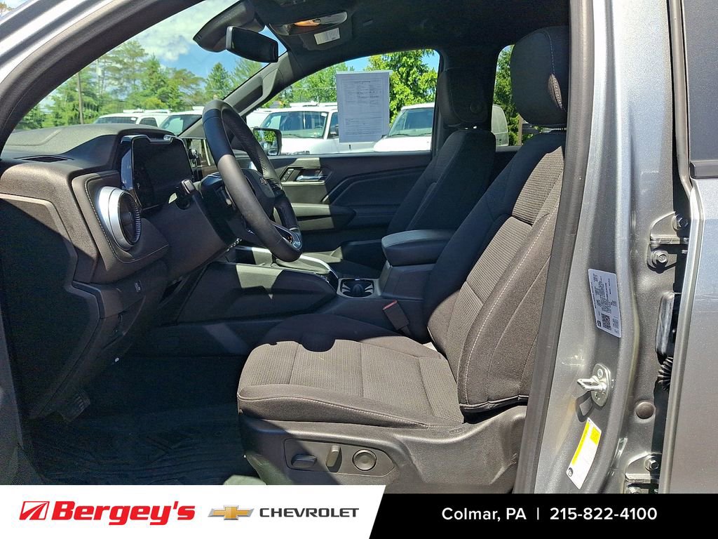 Certified 2024 Chevrolet Colorado LT w/ LT Convenience Package II AWD/4WD image 16
