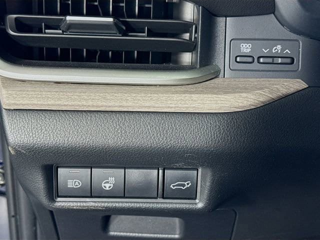 Certified 2025 Toyota Grand Highlander FWD image 10
