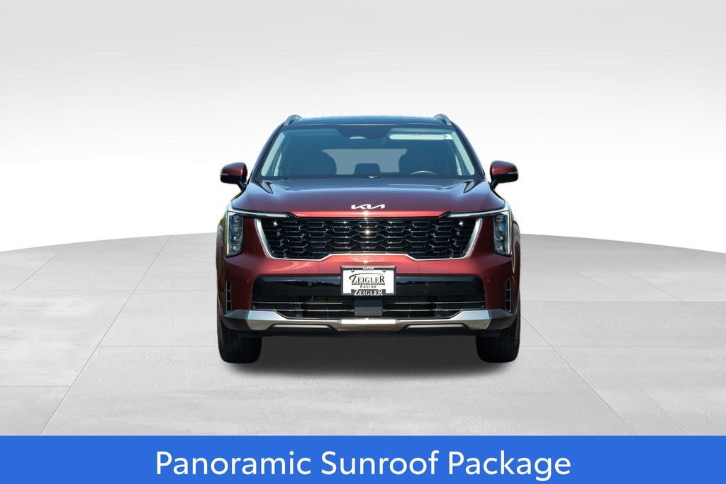 Used 2025 Kia Sorento S w/ Panoramic Sunroof Package image 2