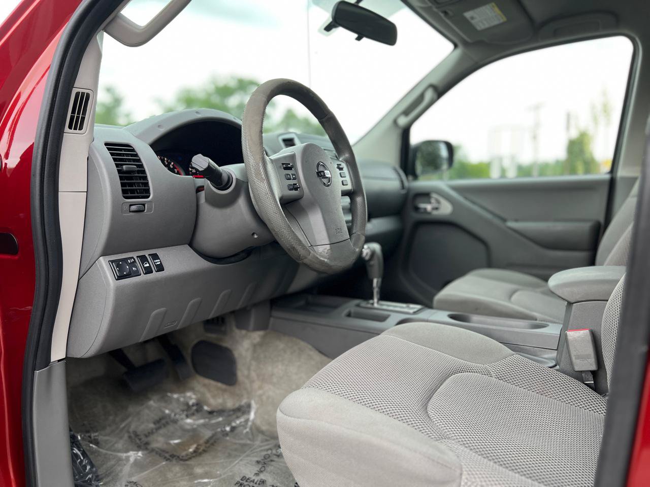 Used 2016 Nissan Frontier SV AWD/4WD image 17