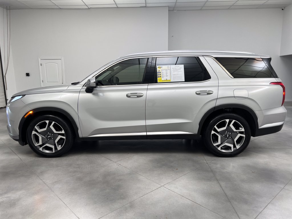 Used 2024 Hyundai Palisade Limited AWD/4WD image 5