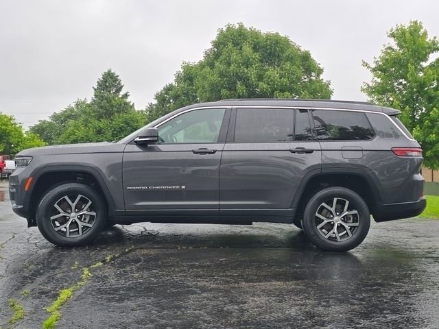 Used 2024 Jeep Grand Cherokee L Limited AWD/4WD image 27