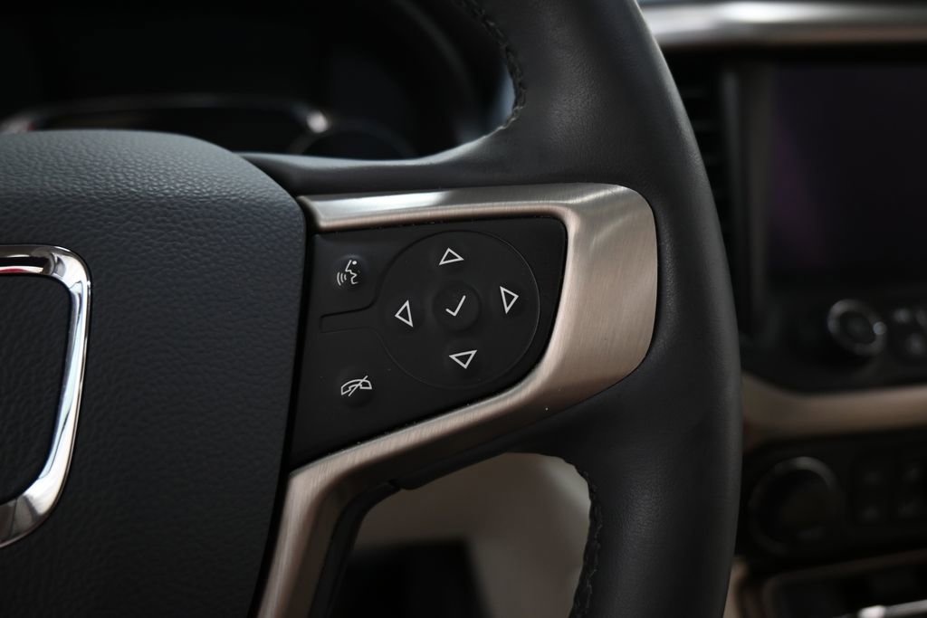 Used 2023 GMC Acadia Denali w/ Denali Technology Package image 36