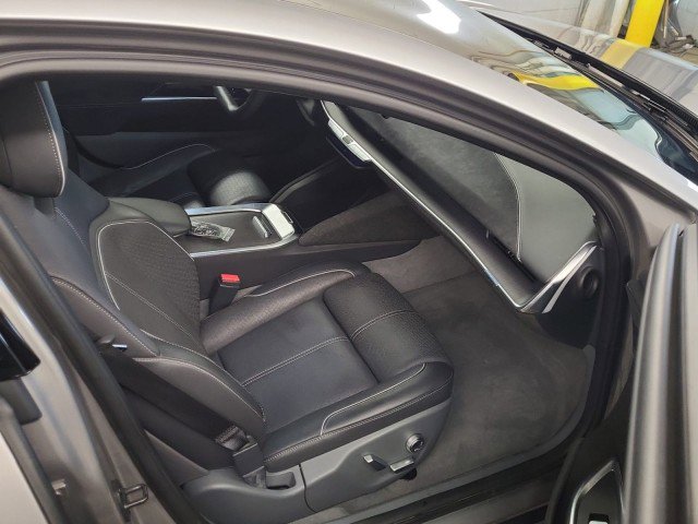 Used 2022 Lucid Air Grand Touring image 3