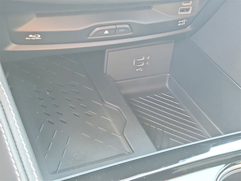 New 2026 Chrysler Pacifica Limited image 30