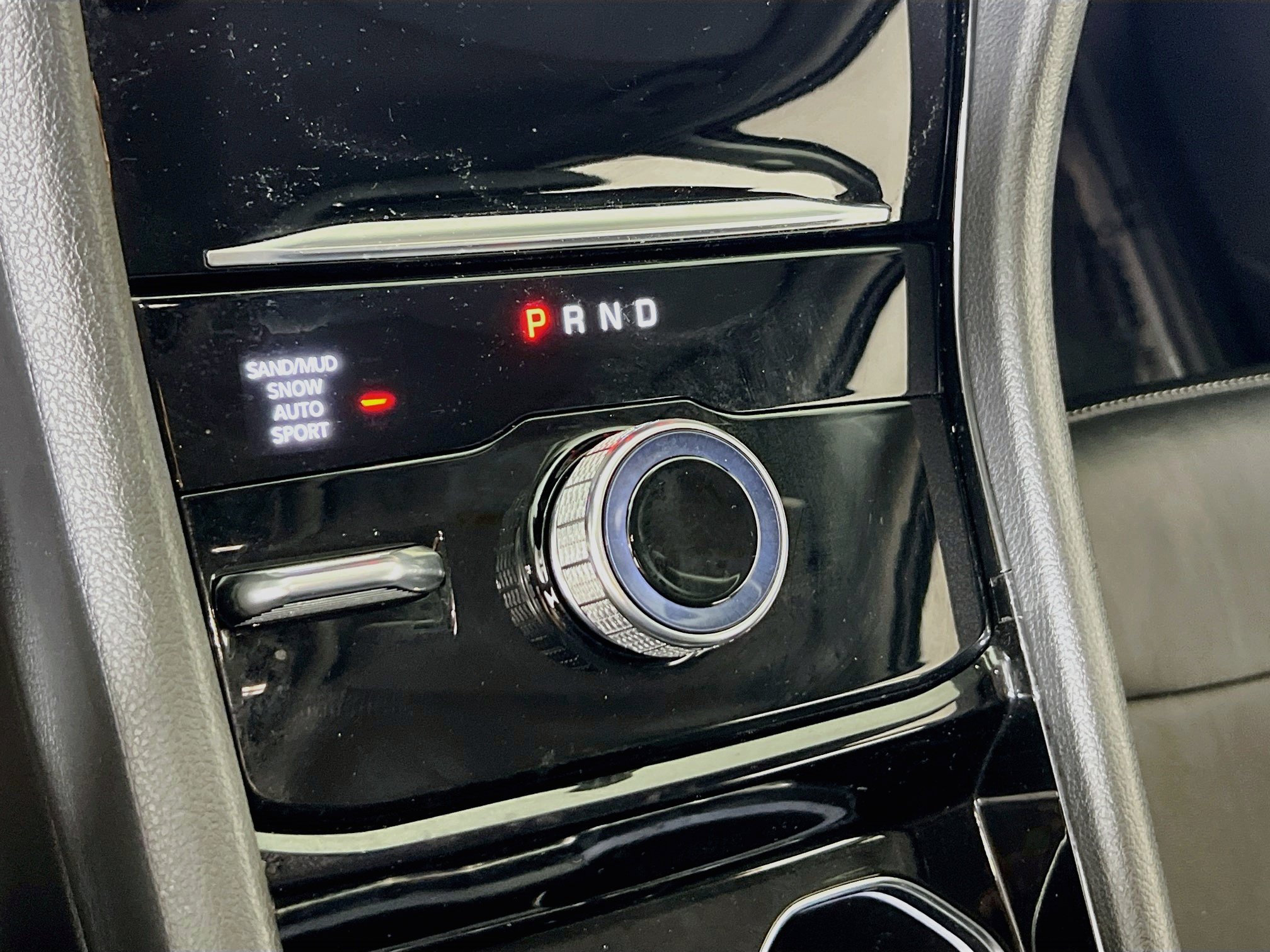 Used 2023 Jeep Grand Cherokee Limited AWD/4WD image 17