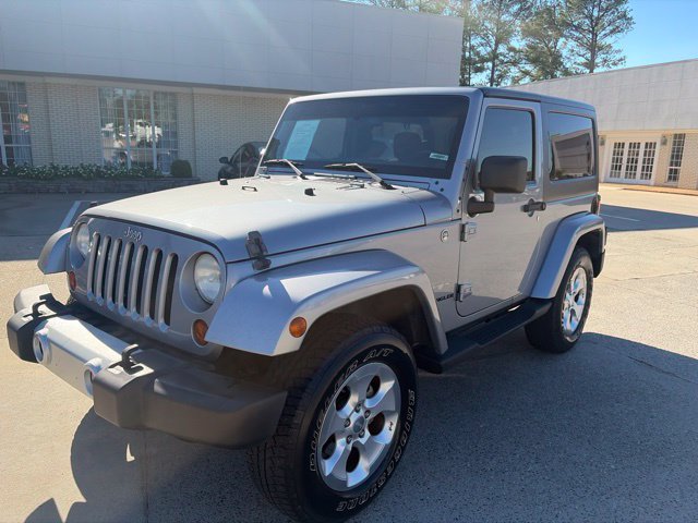 Used 2013 Jeep Wrangler Sahara w/ Dual Top Group AWD/4WD image 2