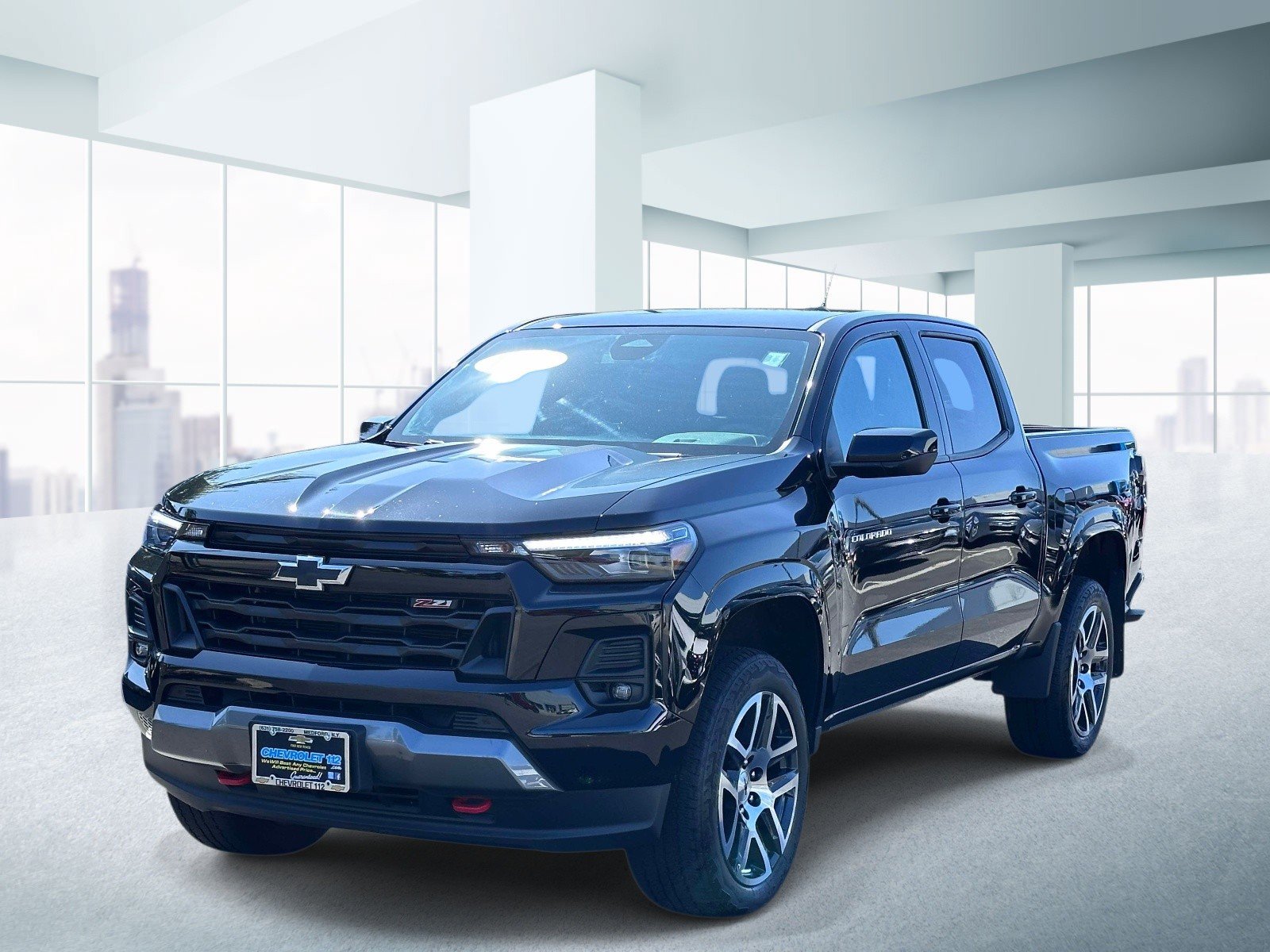 Used 2023 Chevrolet Colorado Z71 w/ Z71 Convenience Package 2