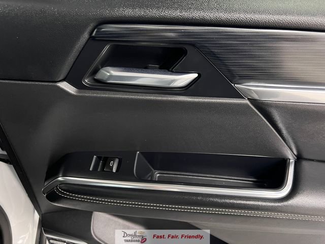 Used 2025 GMC Acadia Elevation image 38