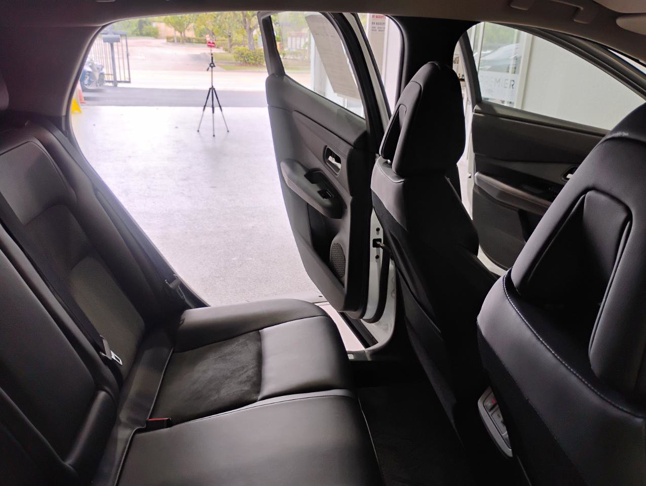 Used 2024 Nissan Ariya AWD image 52