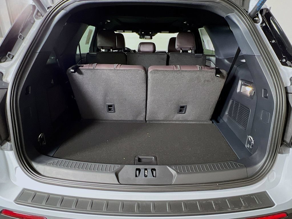 New 2026 Ford Explorer Platinum AWD/4WD image 15