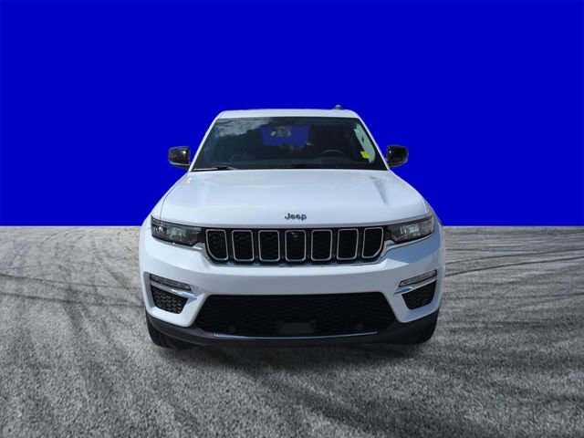 Used 2023 Jeep Grand Cherokee Limited w/ Luxury Tech Group II AWD/4WD image 9