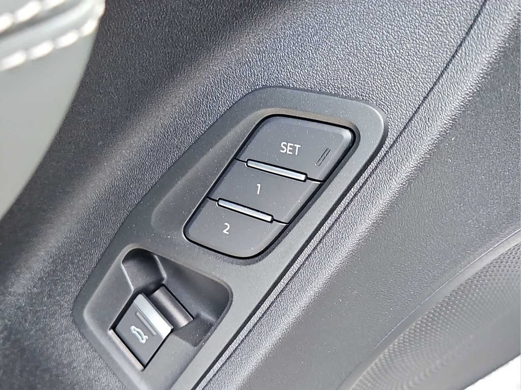 New 2026 Audi Q3 quattro 2.0T AWD/4WD image 7