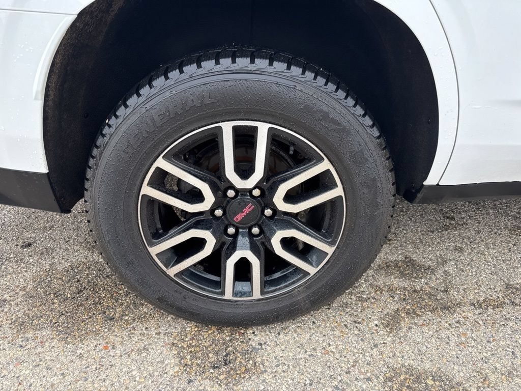 Used 2022 GMC Yukon AT4 w/ Max Trailering Package AWD/4WD image 19