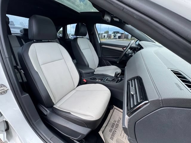 Used 2021 Volkswagen Jetta R-Line FWD image 11