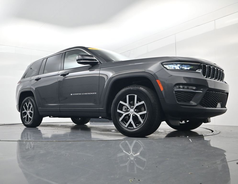 Used 2024 Jeep Grand Cherokee Limited w/ Trailer Tow Package image 56