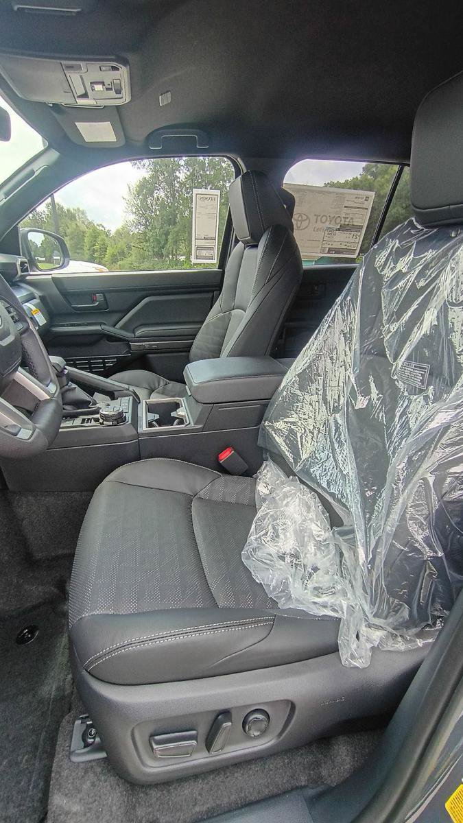Used 2026 Toyota 4Runner TRD Off-Road Premium AWD/4WD image 10