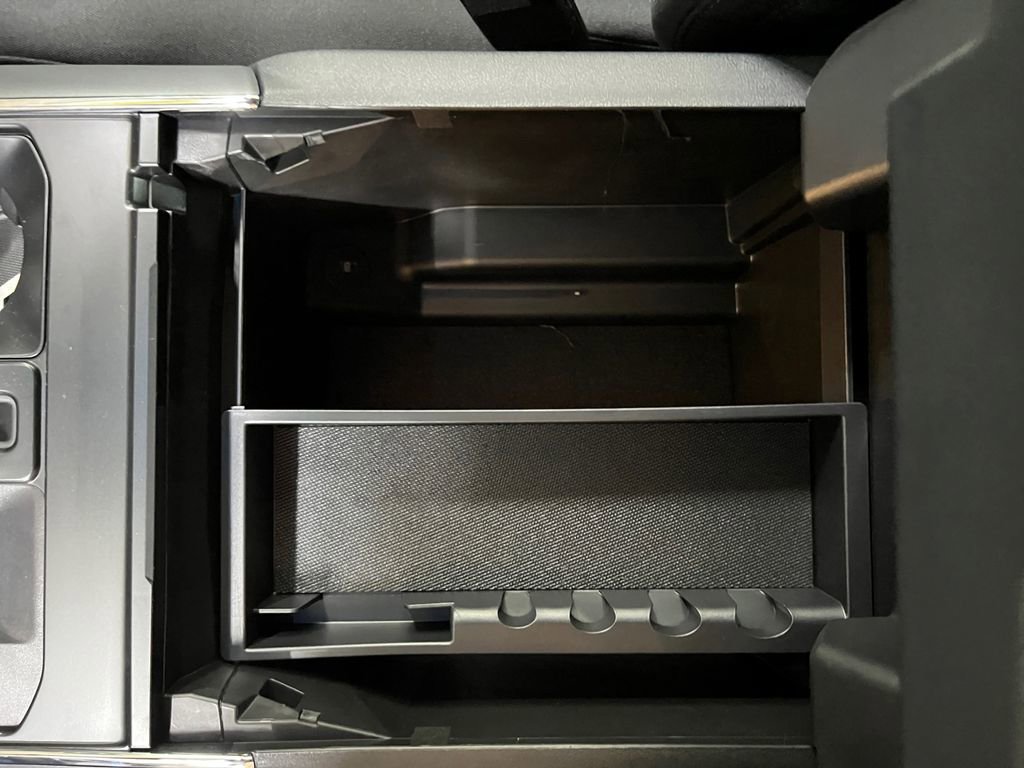 New 2025 Ford F150 XLT w/ Equipment Group 302A MID image 28