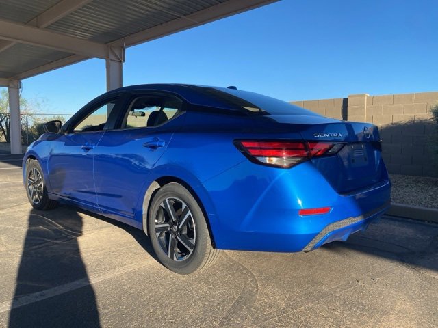 Used 2025 Nissan Sentra SV image 2