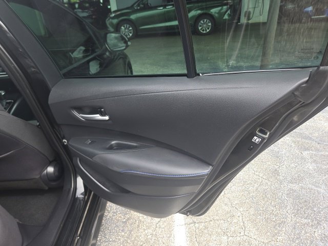 Used 2020 Toyota Corolla SE FWD image 13