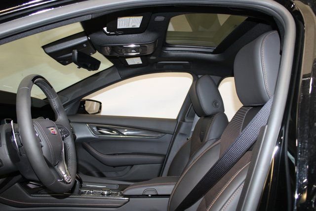 Used 2025 Cadillac CT5 V w/ Technology Package AWD/4WD image 9