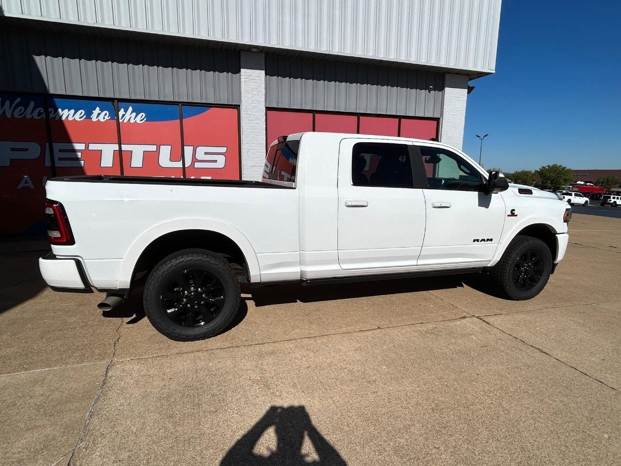 Used 2022 RAM 2500 Limited w/ Night Edition image 9