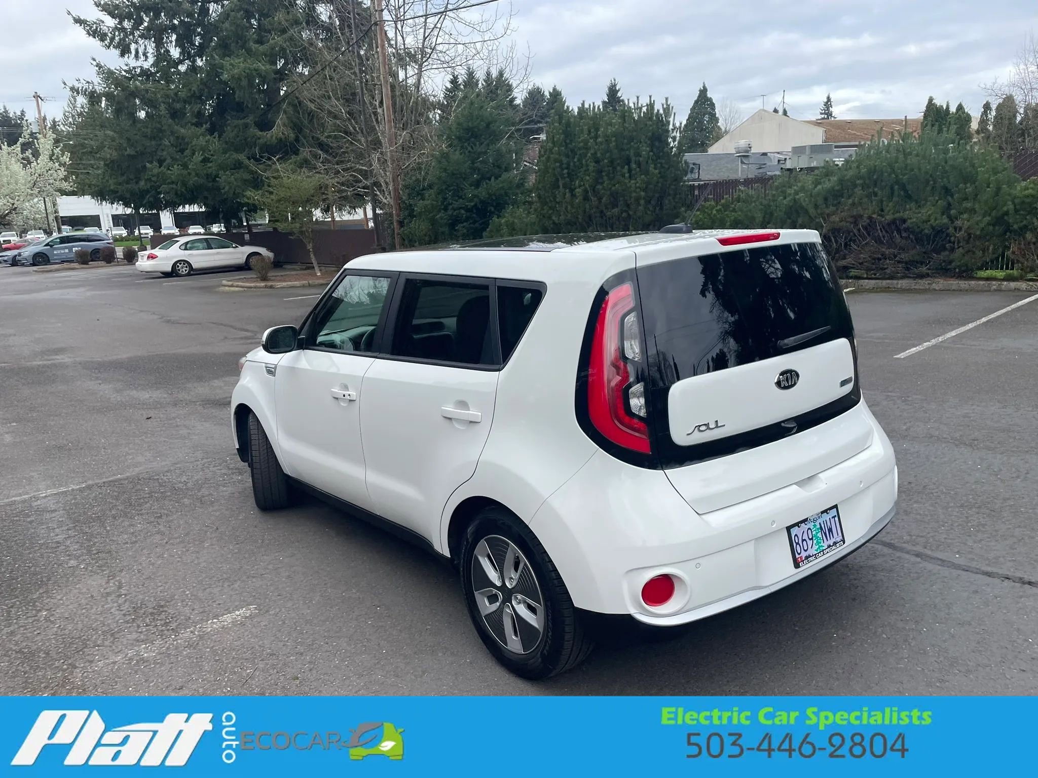 Used 2017 Kia Soul EV + w/ Sun & Fun Package image 7