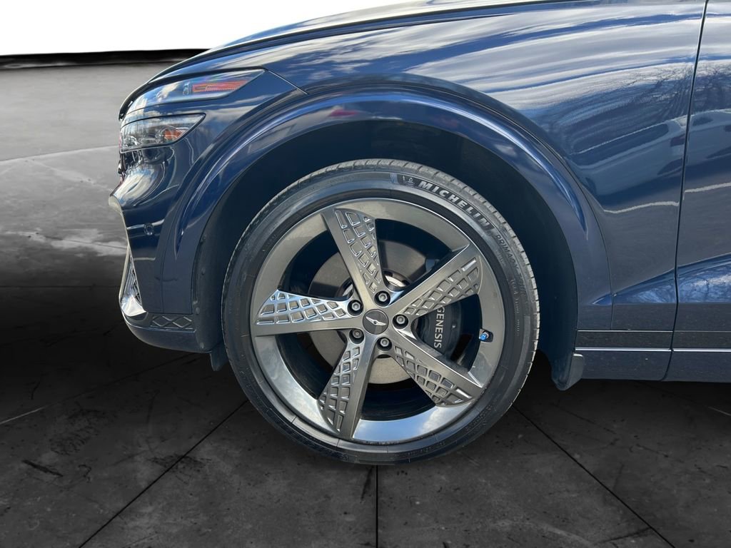 Used 2023 Genesis GV70 2.5T w/ Sport Prestige Package image 14