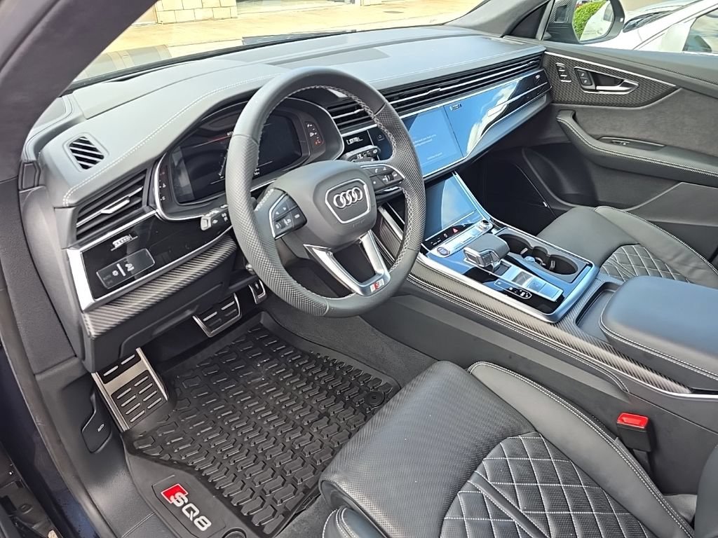 Used 2024 Audi SQ8 Prestige AWD/4WD image 11
