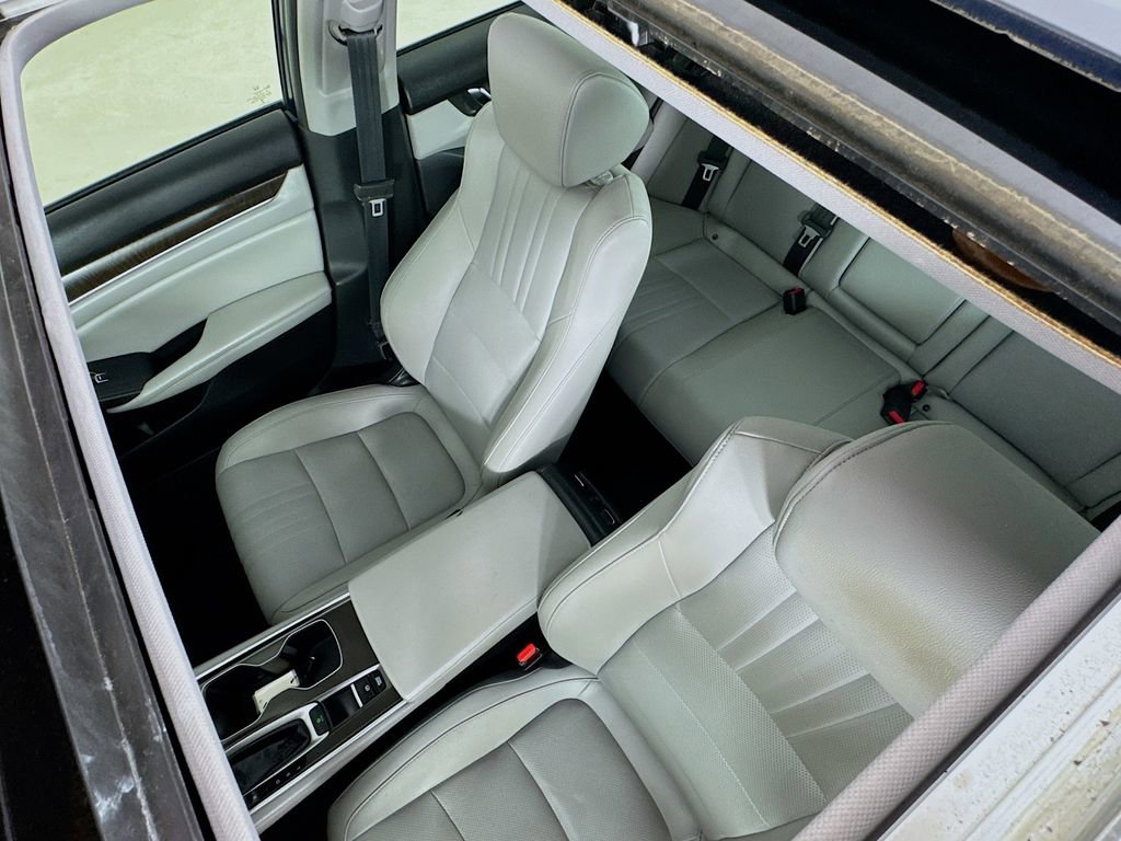 Used 2019 Honda Accord EX-L image 26