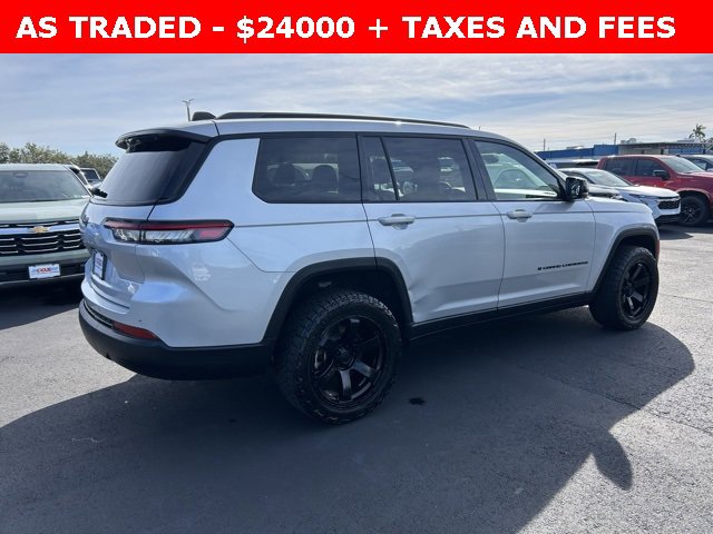 Used 2023 Jeep Grand Cherokee L Laredo image 6